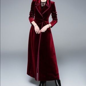 Vinous Velvet Trench Coat - Women Kaimilan